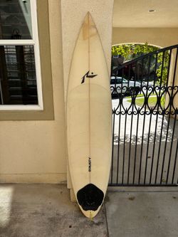 FREE 6’6” Rusty Surfboard