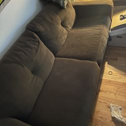 Free Couch 