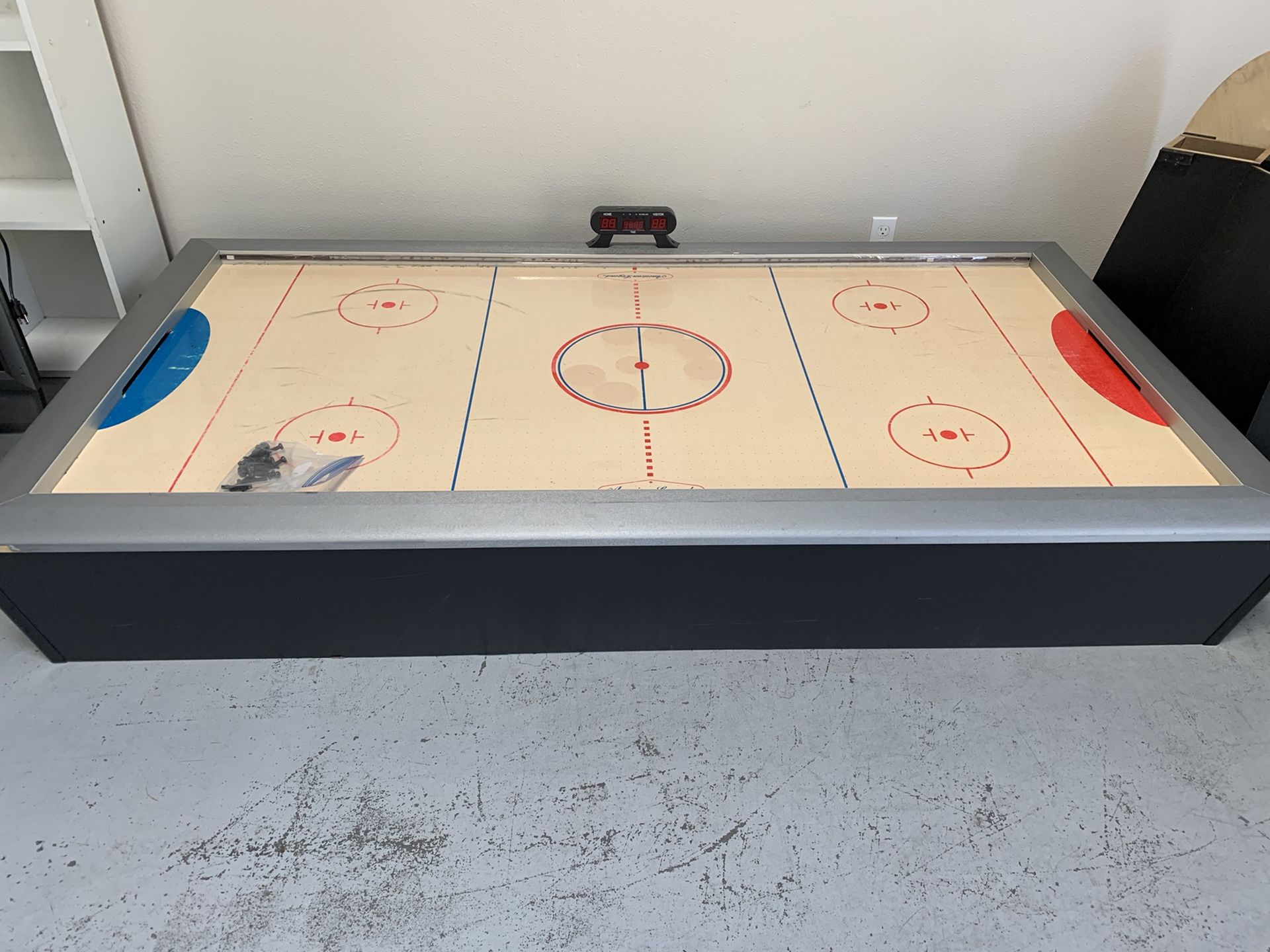 american legend air hockey table