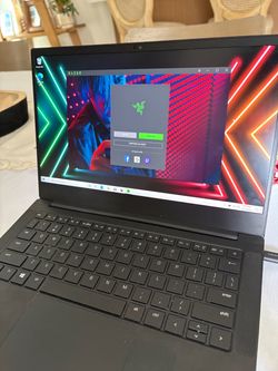 Razer Blade Stealth 13 Gaming Laptop – i7 / GTX 1650 Ti / 16GB RAM