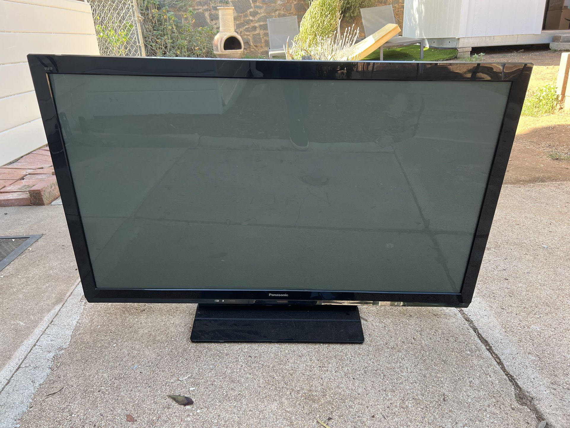 42” Panasonic Viera Plasma TV *Works great*