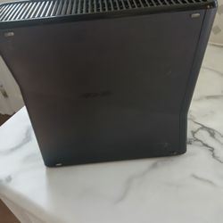 Xbox 360 Slim 4GB