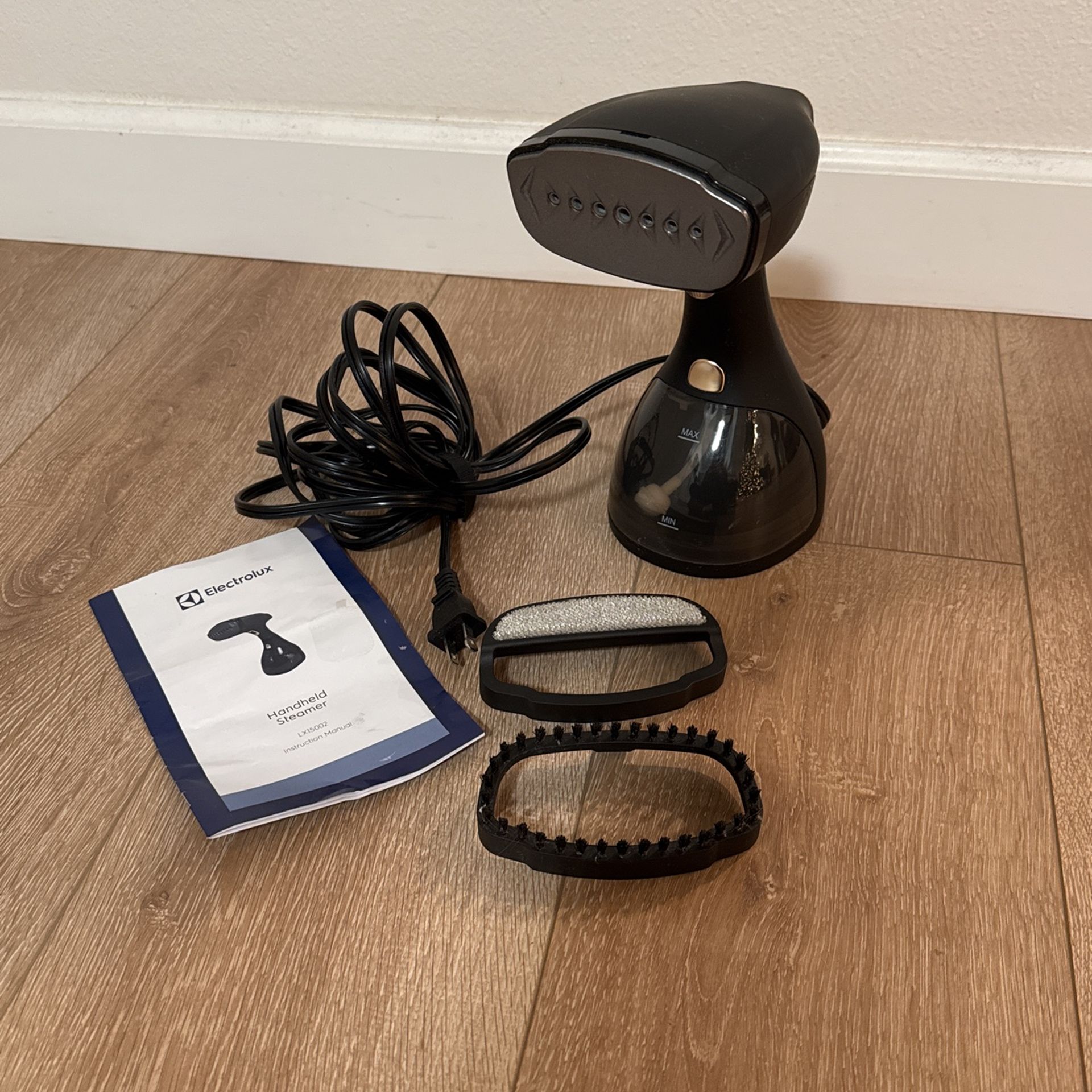 Electrolux Portable Handheld Steamer
