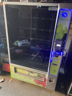 Snack Vending Machine