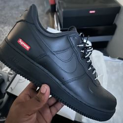 Air Force 1s Supreme Sz 10