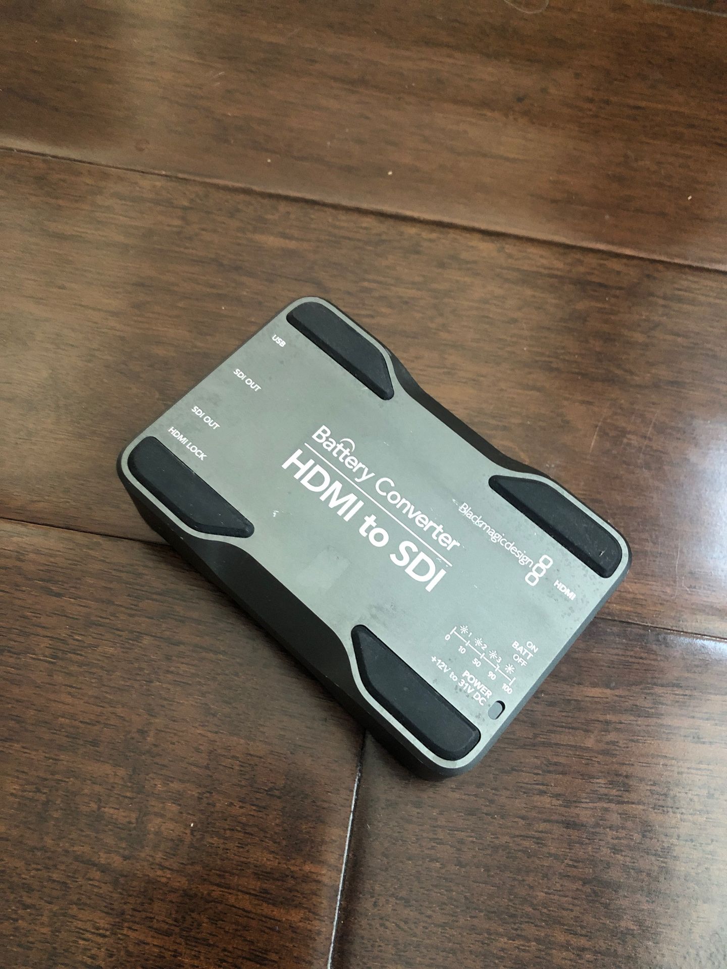 BlackMagicDesign Battery Converter HDMI to SDI