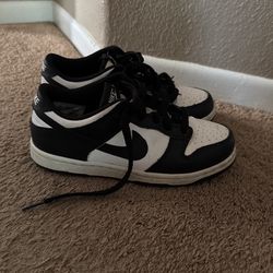 Kids Nike Panda Sz 2.5
