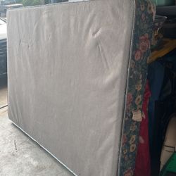 Metal Bed Frame And Box Spring 
