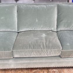 Couch - Bernhardt Fine Furniture - 3-Seater Green Fabric Sofa with Nailhead Trim in Good Condition.