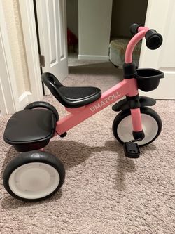 Moving Sale!: UMATOLL Toddler Tricycle (Ages 2–5) – Adjustable Seat & Light-Up Wheels – Like New