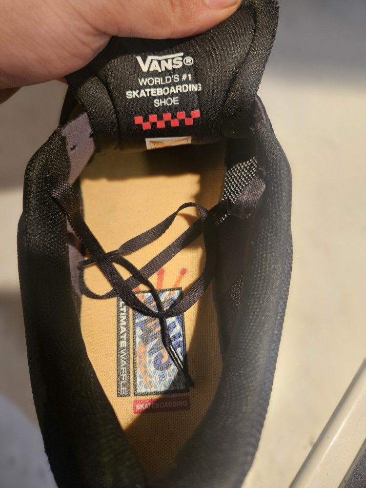 Vans,Black,Brown,Gray