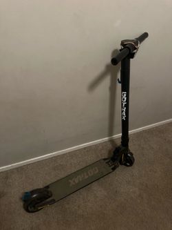 Gotrax scooter goes 12 mph