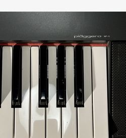 YAMAHA NP-11 “PIAGGERO” PORTABLE/61-KEY ~ PIANO-HARPSICHORD-ORGAN-STRINGS