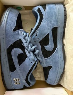 Supreme dunks
