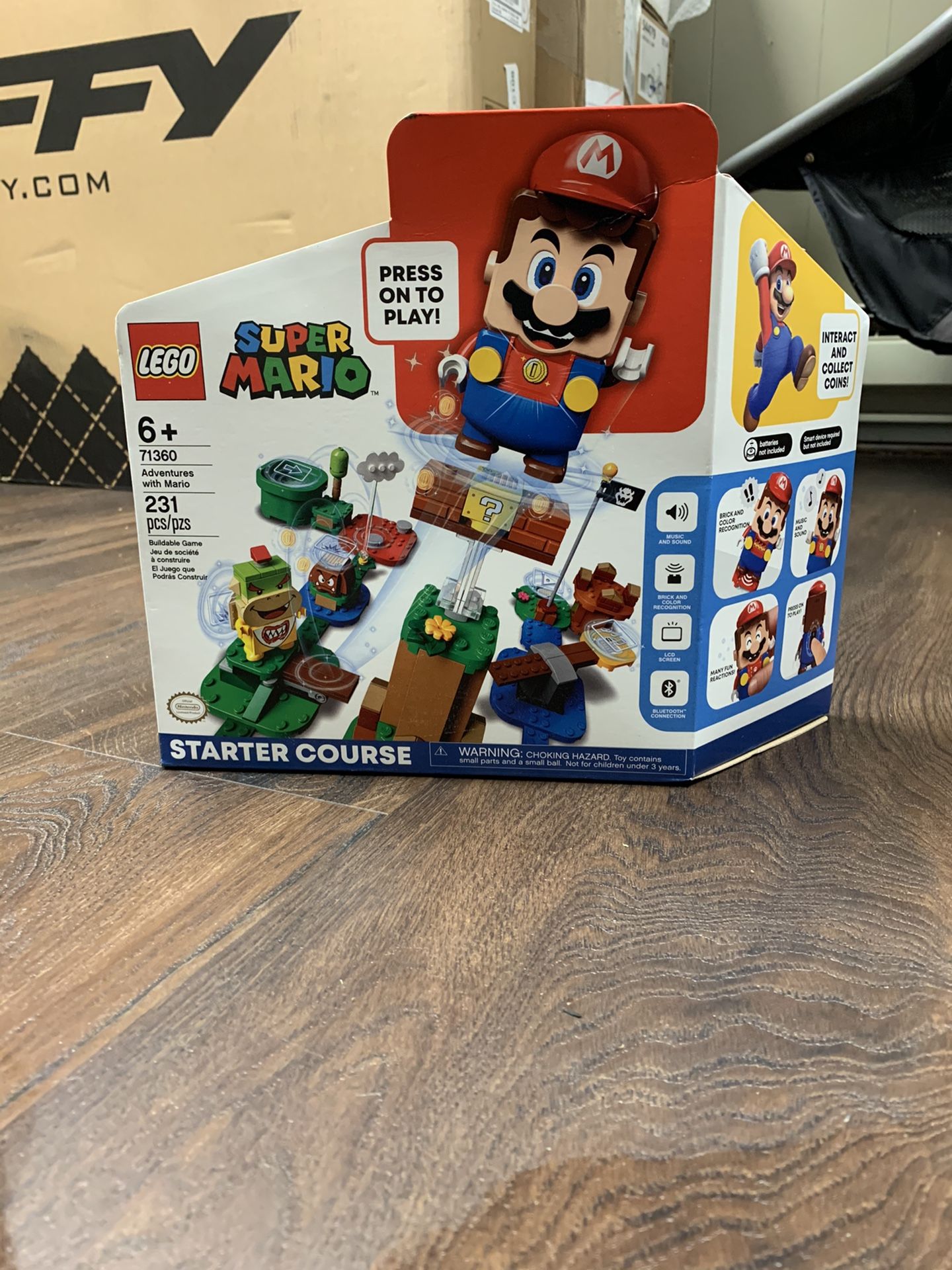 LEGO Super Mario Adventure with Mario Starter Course
