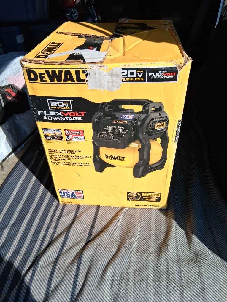 DeWalt Brushless/Cordless Air Compressor
