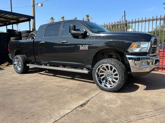 NEW 22 INCH WHEELS TIRES