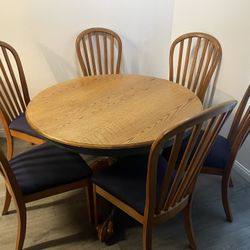 Dinning Table 
