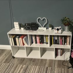 small book shelf 