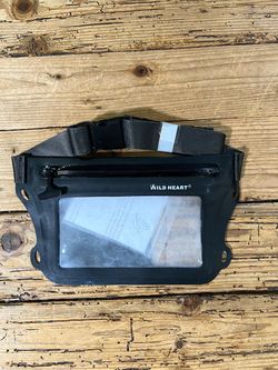 Wild Heart Waterproof Fanny Pack