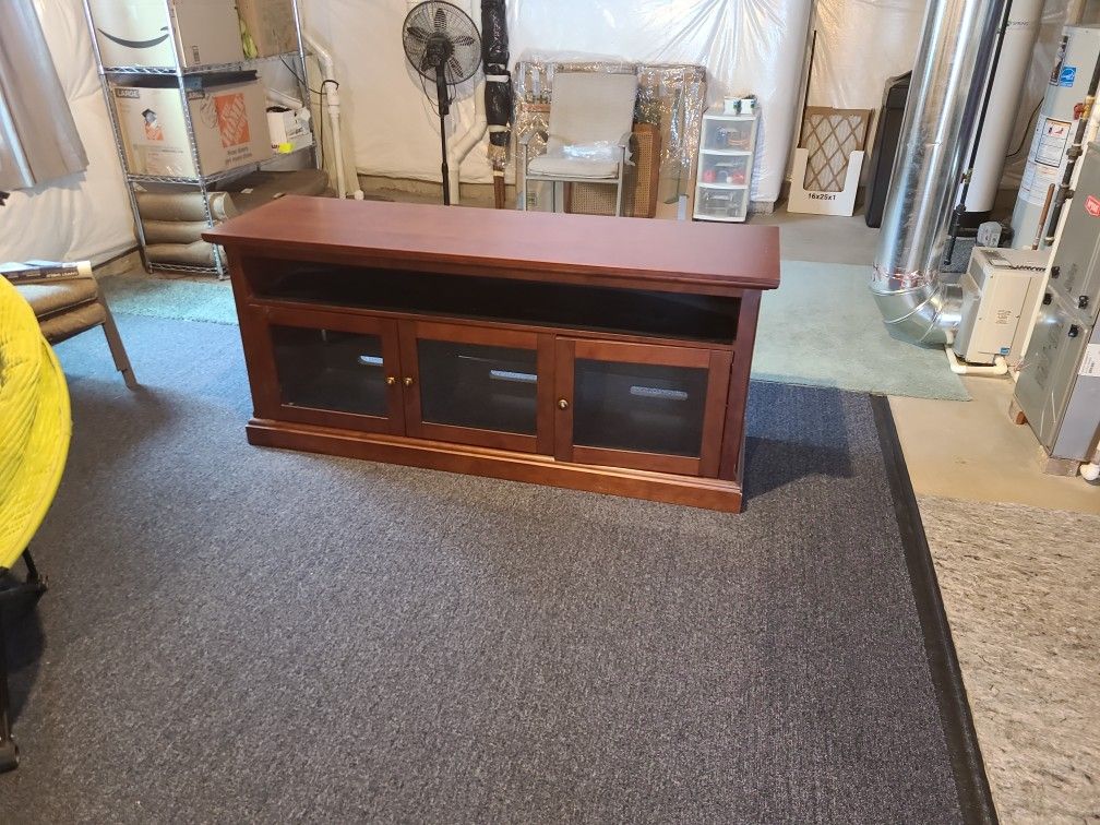TV credenza w/shelves