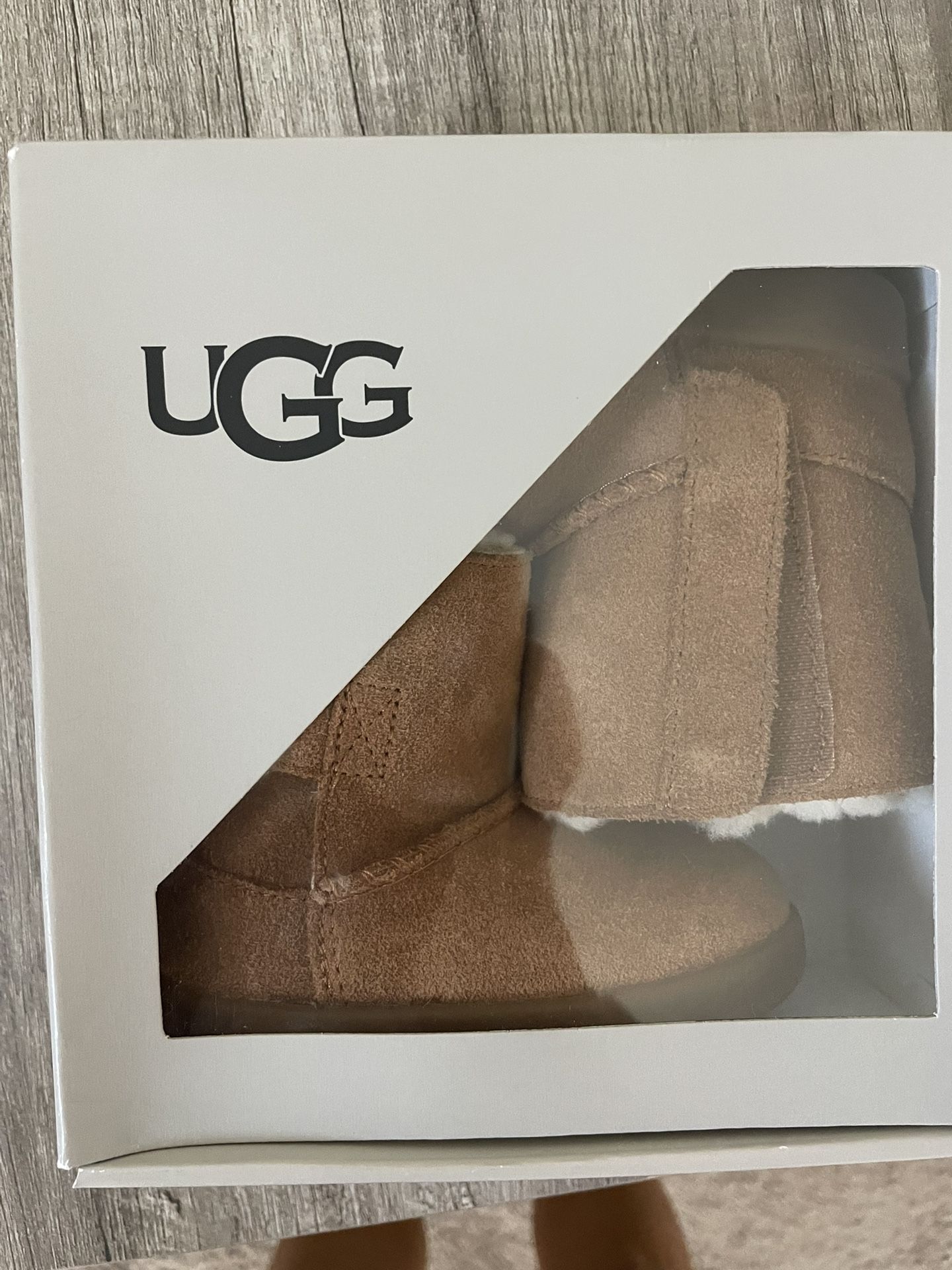 Ugg Baby Boots !!! Sooo Cute! Size 4/5