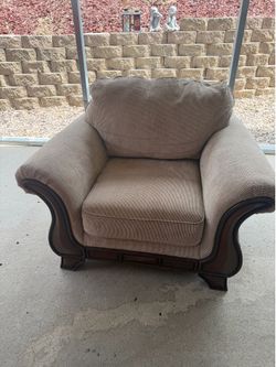 Oversized Accent Chair – Great Condition – $100 OBO
