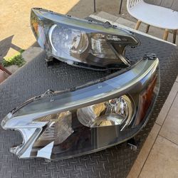 Honda CRV 2013 headlights Original