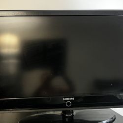 40 In Samsung Tv  Model LN40A500T1F