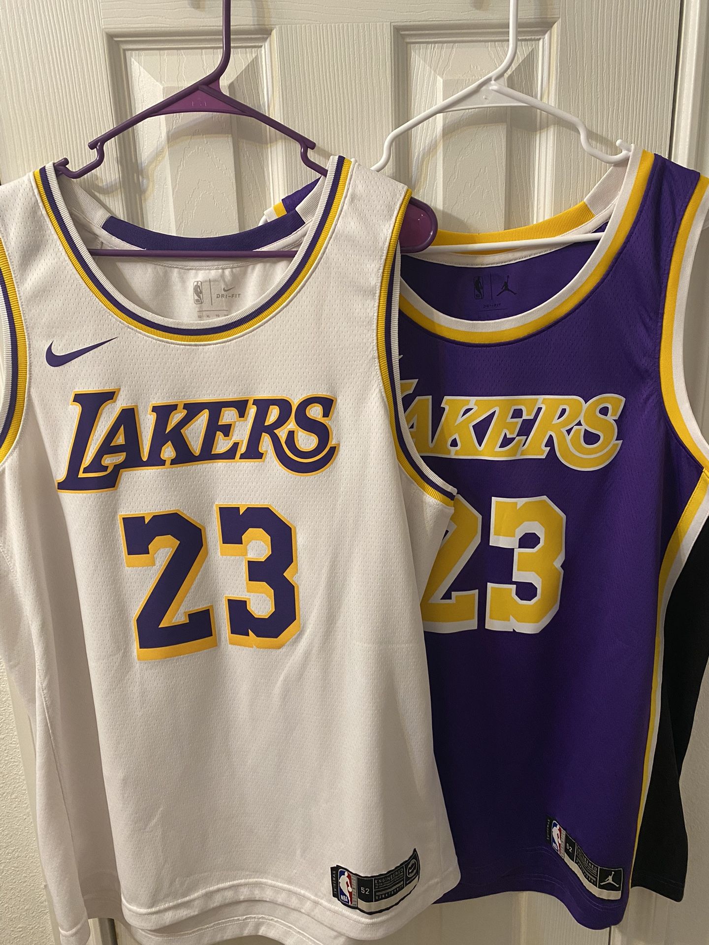 Lebron James Authentic Jersey Bundle Swingman LA Lakers XL for Sale in San  Antonio, TX - OfferUp