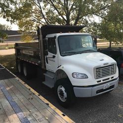 2019 FREIGHTLINER M2 106 DUMP