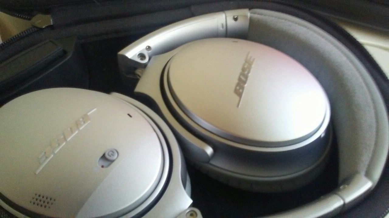 Bose quietcomfort 35 (new)