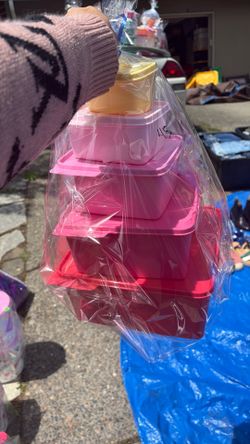 New Tupperware