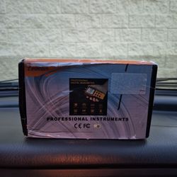 LEATON- PROFESSIONAL INSTRUMENTS  Digital Manometer