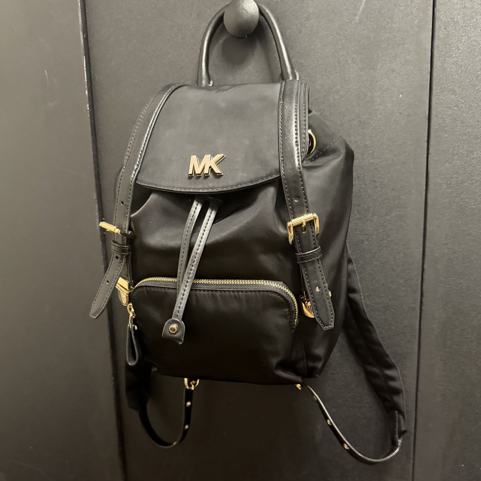 Michael Kors Backpack Purse (BLACK/GOLD)