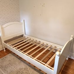 Pottery Barn Twin Bed 