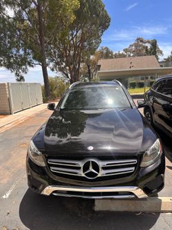 Mercedes Benz GLC300