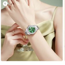 ❤️ Valentine’s Special: OLEVS Emerald Green & Silver Dress Watch - Elegant Gift for Her NEW/BOXED