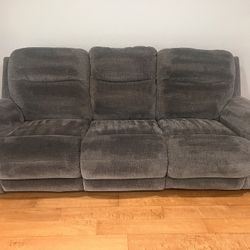 Sofa with Dual Recliner 