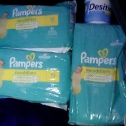  UNOPENED Pampers Swaddlers Newborn