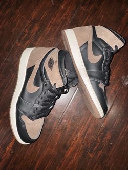 Air Jordan 1 Retro High OG Sneakers