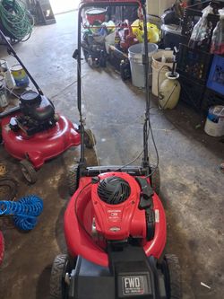 Craftsman Self Propelled Lawnmower  like new