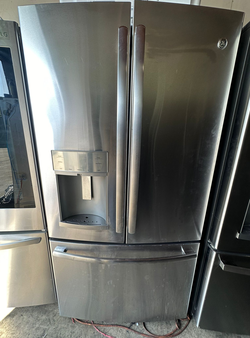 GE French Door Fridge with IceMaker
