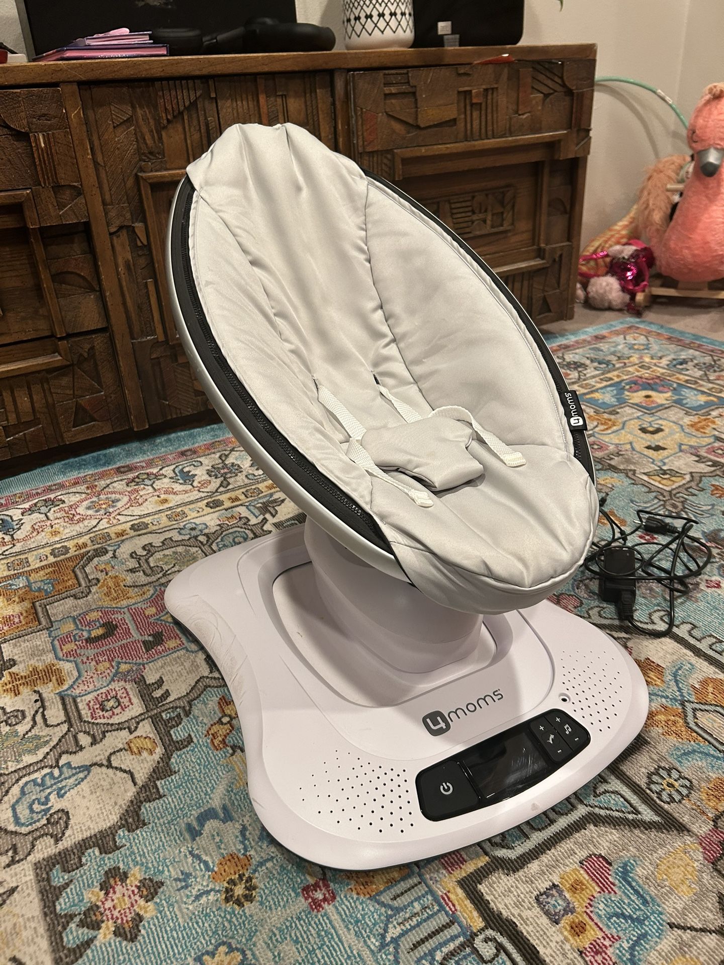 MamaRoo 4