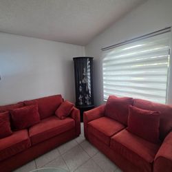 Plush Sofa set - Modern and comfortable