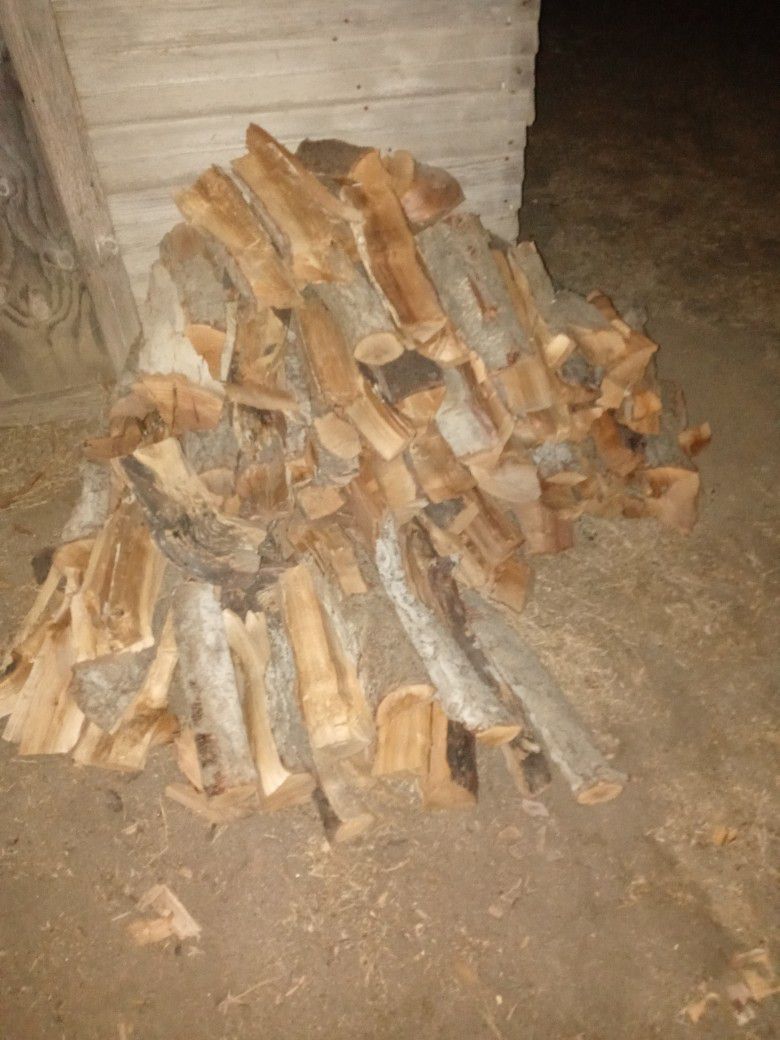 Almond Firewood 6ft. Lengths Between 2&4" Around