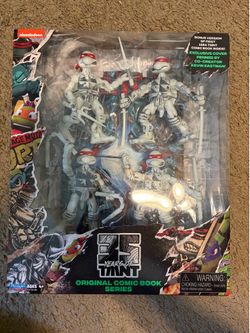 35 years of TMNT original comic book series collectable