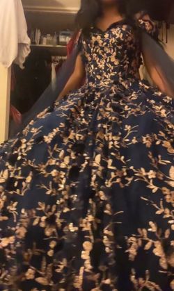 Quinceañera Dress, Ramo And Crown And Bear Dress