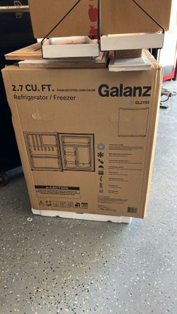 2.7 Galanz Mini Fridge 