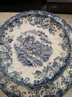 JOHNSON BROS, COACHING SCENE. DINNERWARE